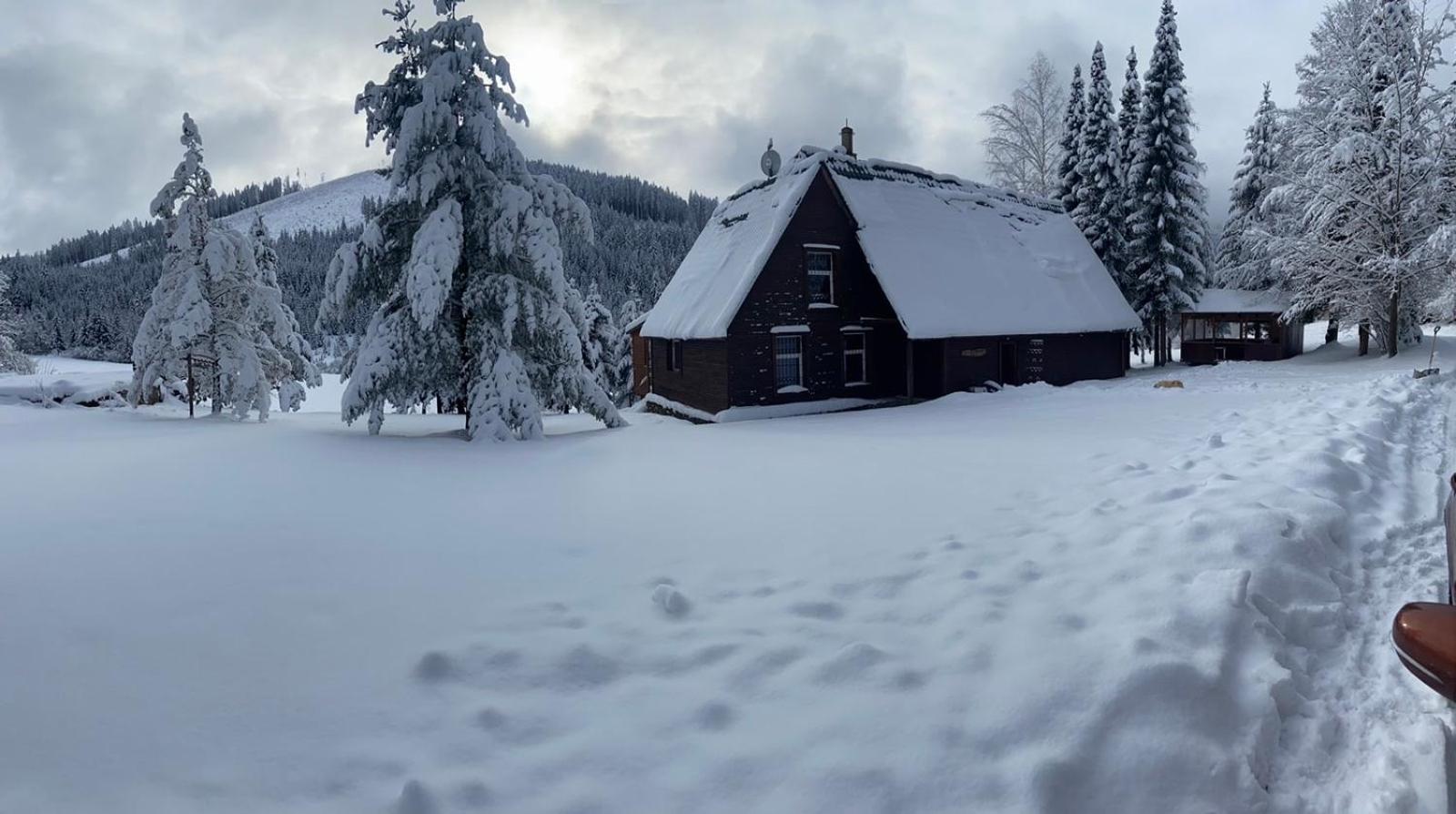 Chata Vrch Varta Ruzomberok Esterno foto